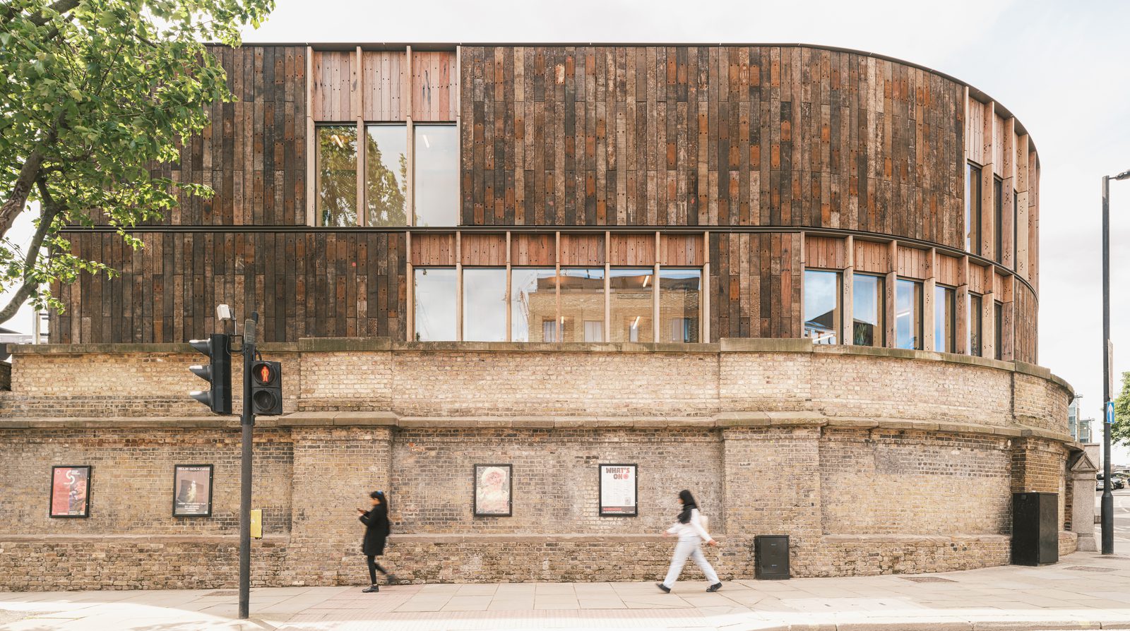 FH Reed Watts Round House Studios Typ Res 4